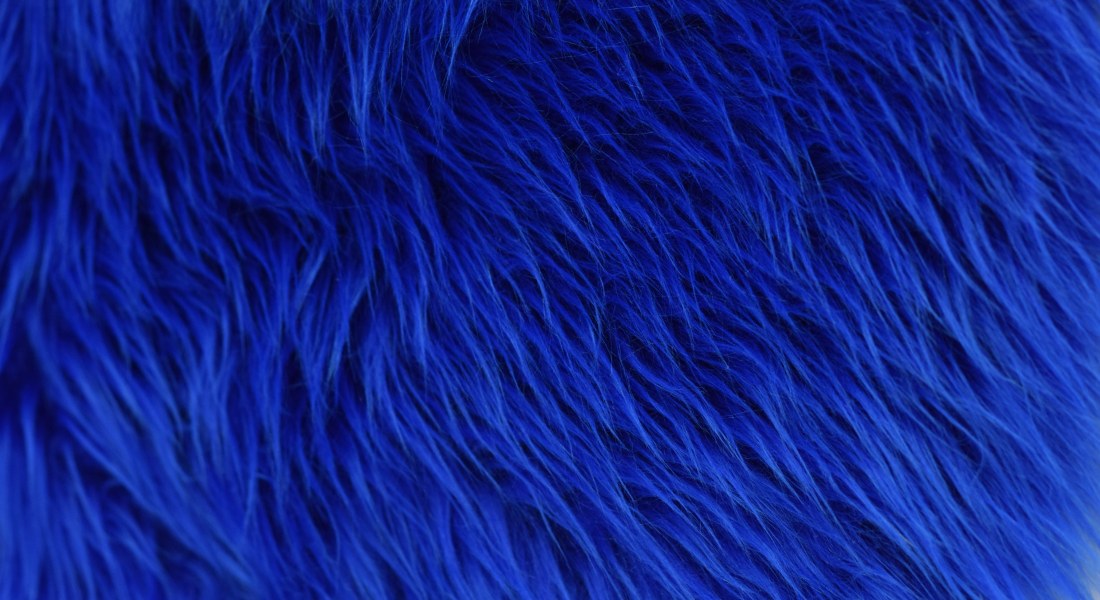 Preiswert Kunstpelz Stoff, langhaarig ,royalblau, Flor 60 mm, Breite 150