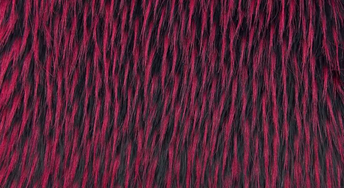 Kunstfell, schwarz mit roten Highlights, Breite 150, Flor 60 mm