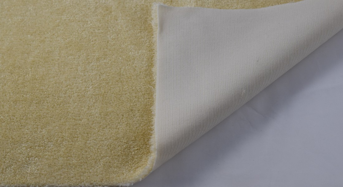 Plüsch Bonekal breite 160 creme