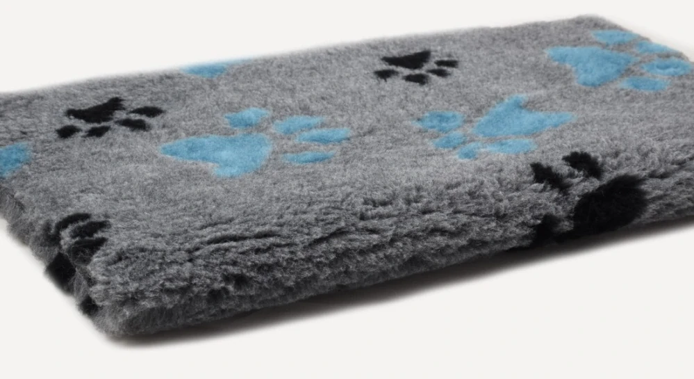 Hundematte, ISOLIEREND, Meterware, blaue und schwarze Pfoten