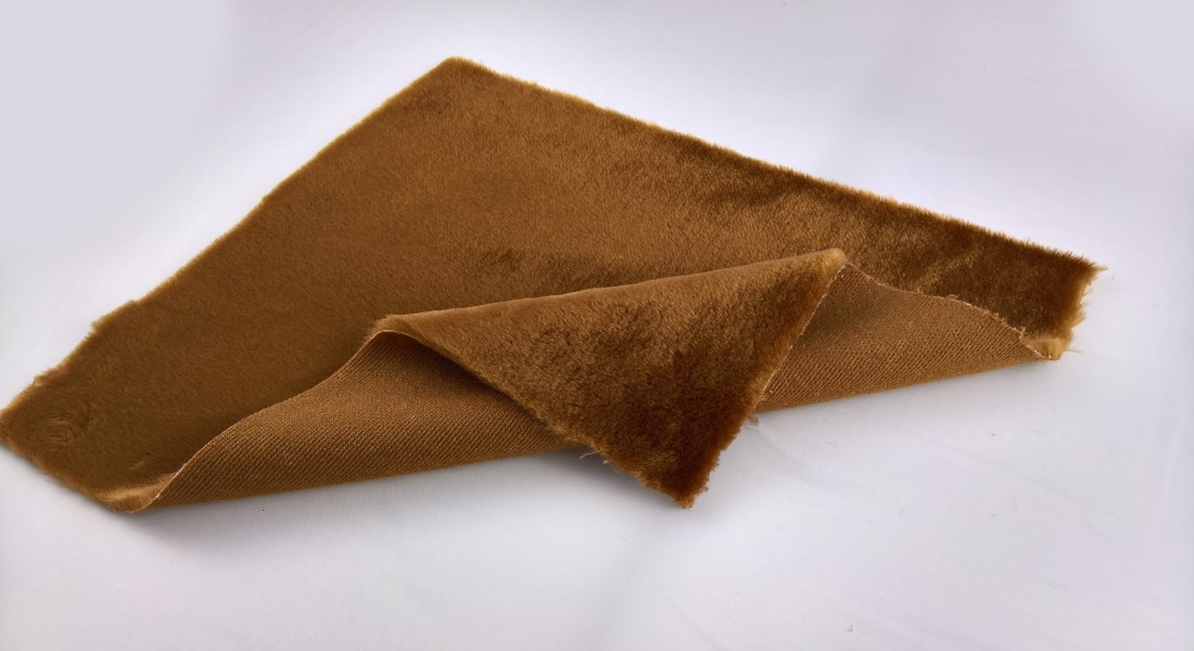 Plüsch Brigita hellbraun Nr. 897