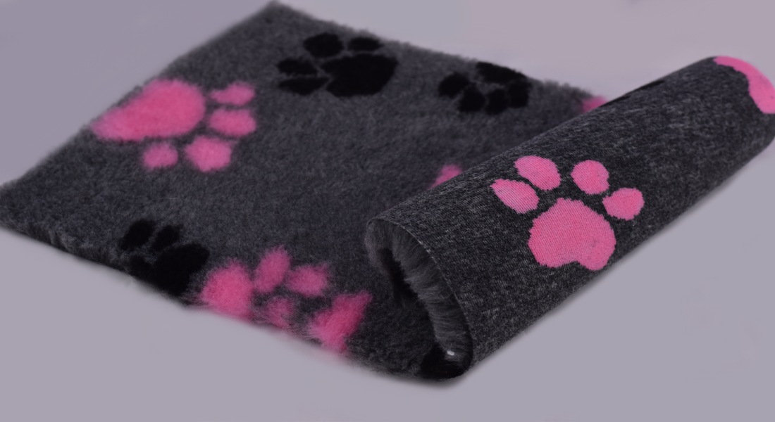 Hundematte, ISOLIEREND, Meterware, Pfoten rosa