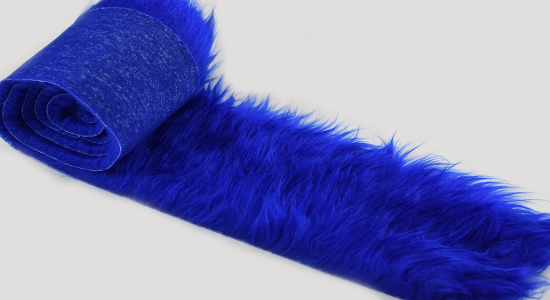 Pelzbesatz, blau, Flor 40 mm