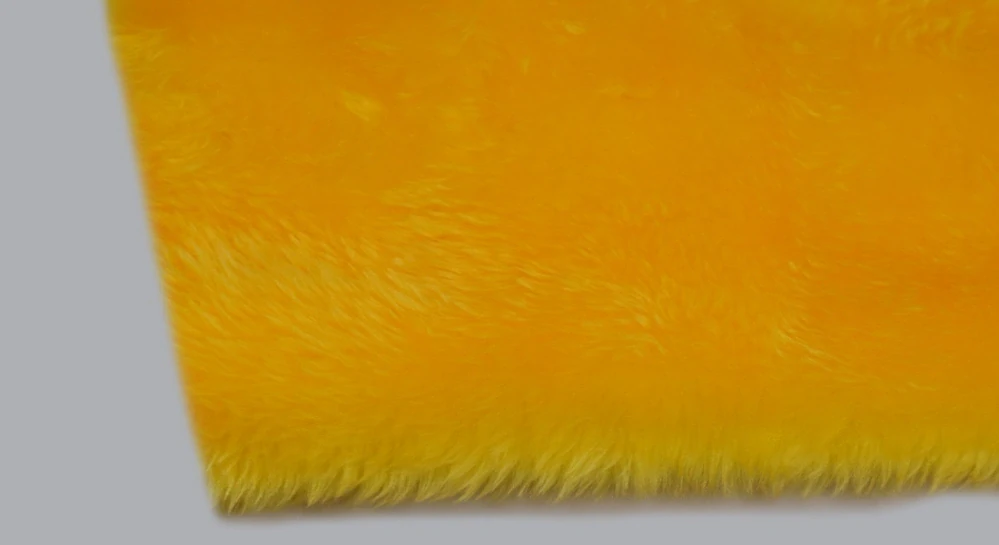Kunstfell in Gelb – Florlänge 30 mm, Breite 150 cm