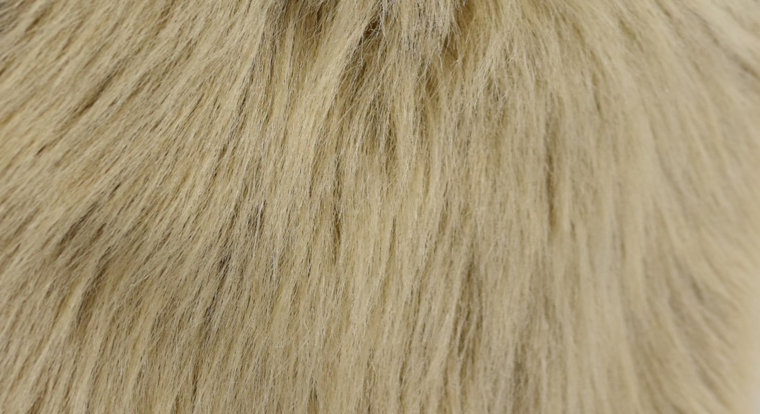 Kunstfell, goldgelbe Farbe, 150 cm breit