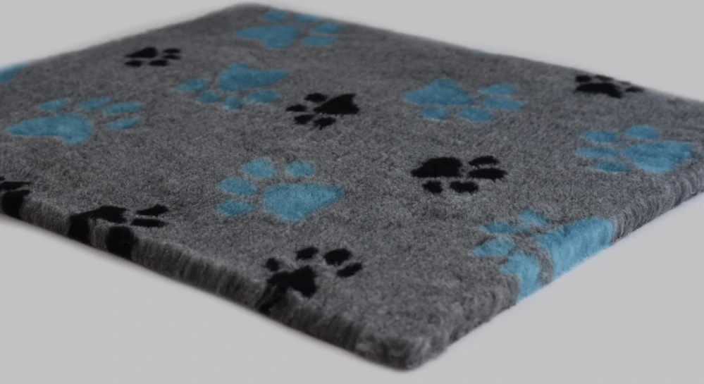 Hundematte, ISOLIEREND, Meterware, blaue und schwarze Pfoten