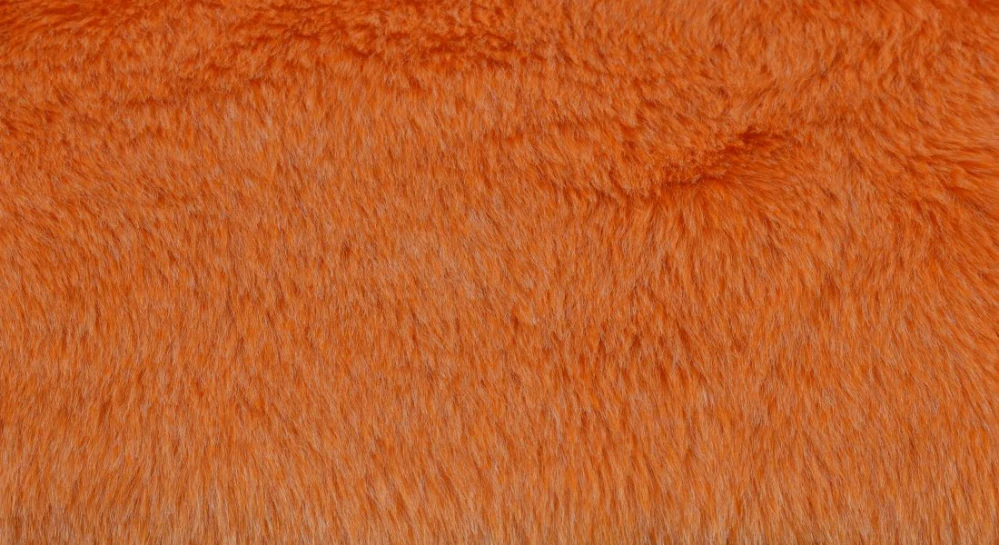 Kunstfell in Hellorange – Florlänge 30 mm, Breite 150 cm