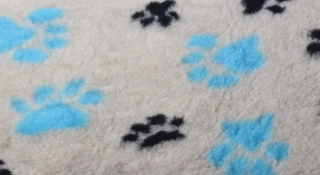 Hundematte, ISOLIEREND, Pfotenabdruck, hellblau und schwarz